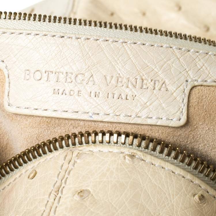 Pre Owned Bottega Veneta Beige/Cream Ostrich Leather Travel Bag