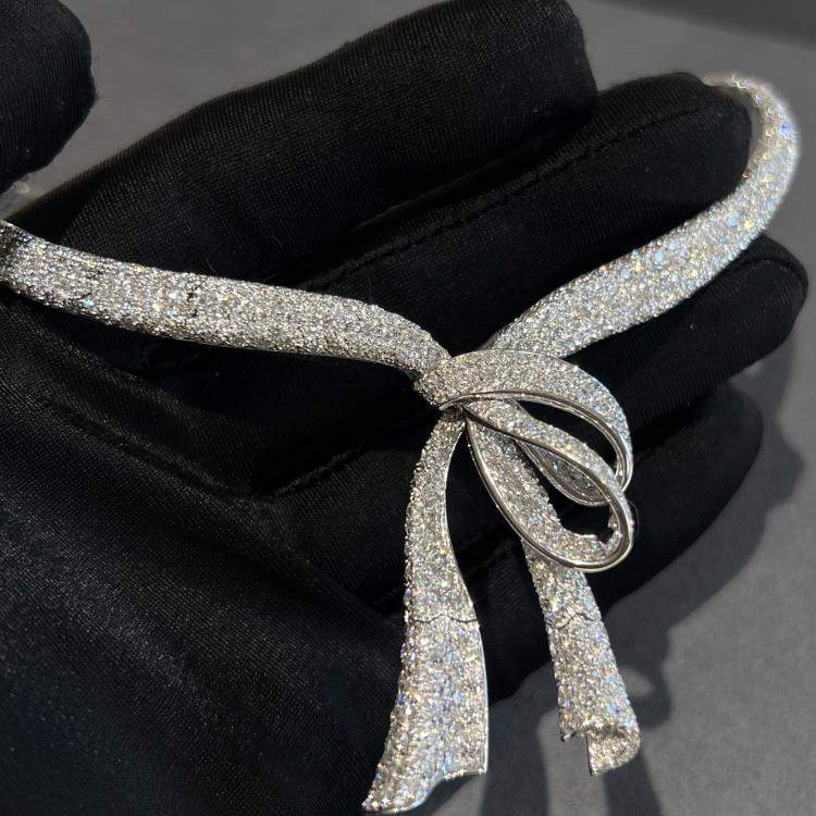 Pre Owned Boucheron High Jewelry Diamond Set White Gold Bow Necklace