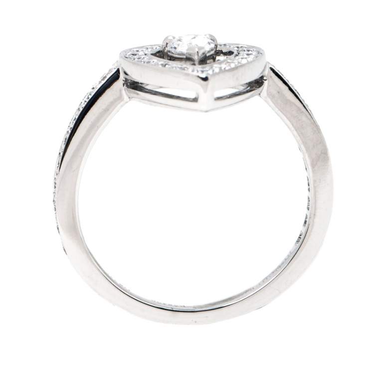 Pre Owned Boucheron Ava Pear Diamond 18k White Gold Ring Size 53