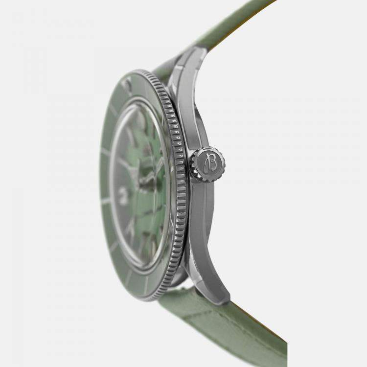 Pre Owned Breitling Superocean A10340361L1X1 Automatic Green Stainless Steel Women’s Wristwatch 38 mm