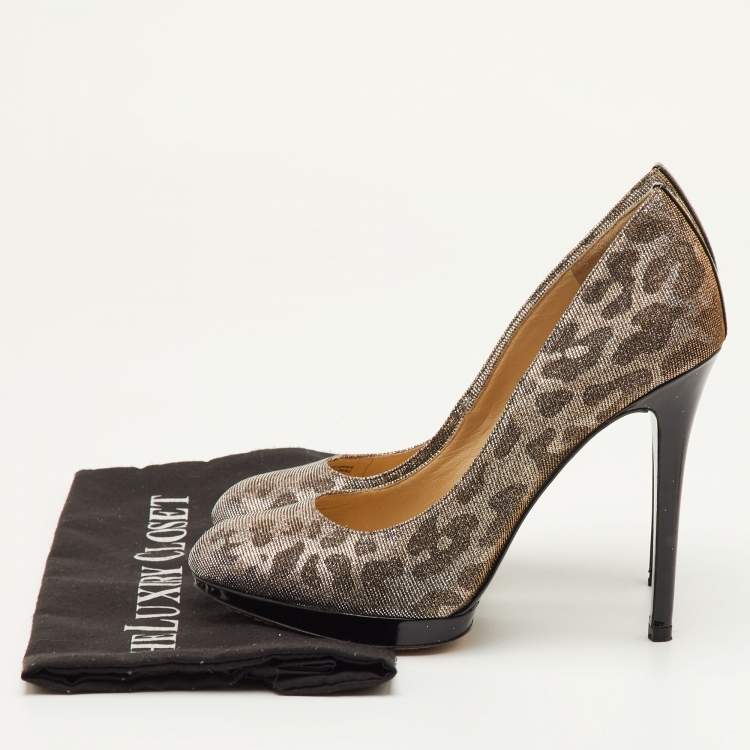 Pre Owned Brian Atwood Size 38.5 Silver Metallic Lurex Fabric Leopard Print Pumps