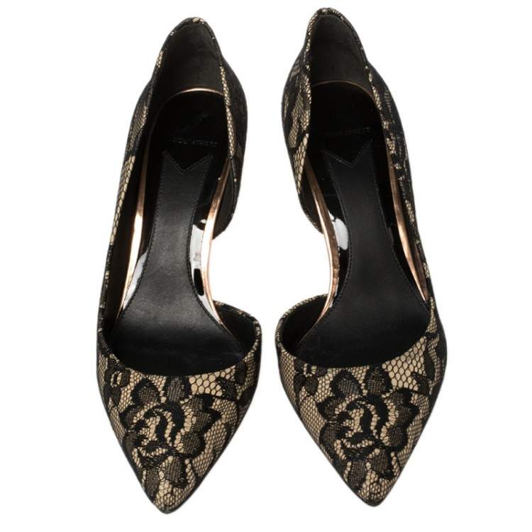 Pre Owned Brian Atwood Black/Cream Lace D'orsay Pumps Size 38