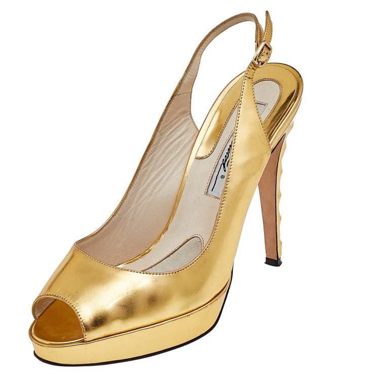 Pre Owned Brian Atwood Gold Leather Peep Toe Slingback Pumps Size 38