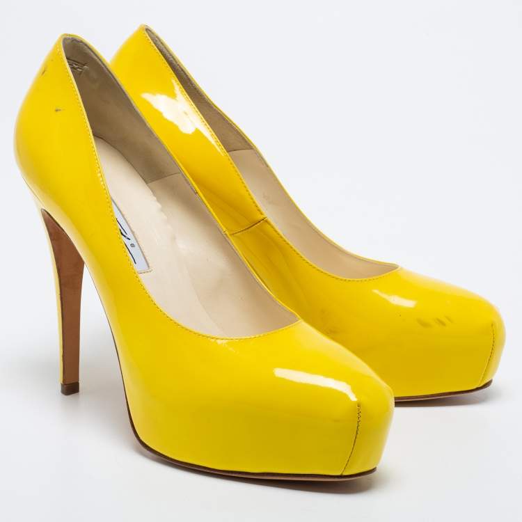 Pre Owned Brian Atwood Yellow Patent Leather Platform Pumps Size 39