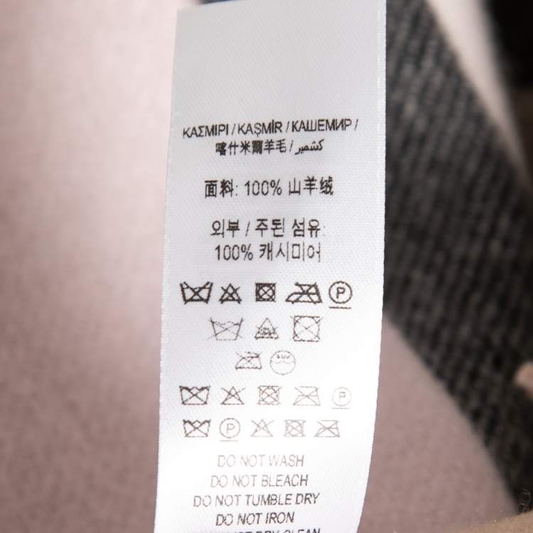 مملوكة مسبقًا Burberry London Beige Reversible Icon Stripe Cashmere Stole