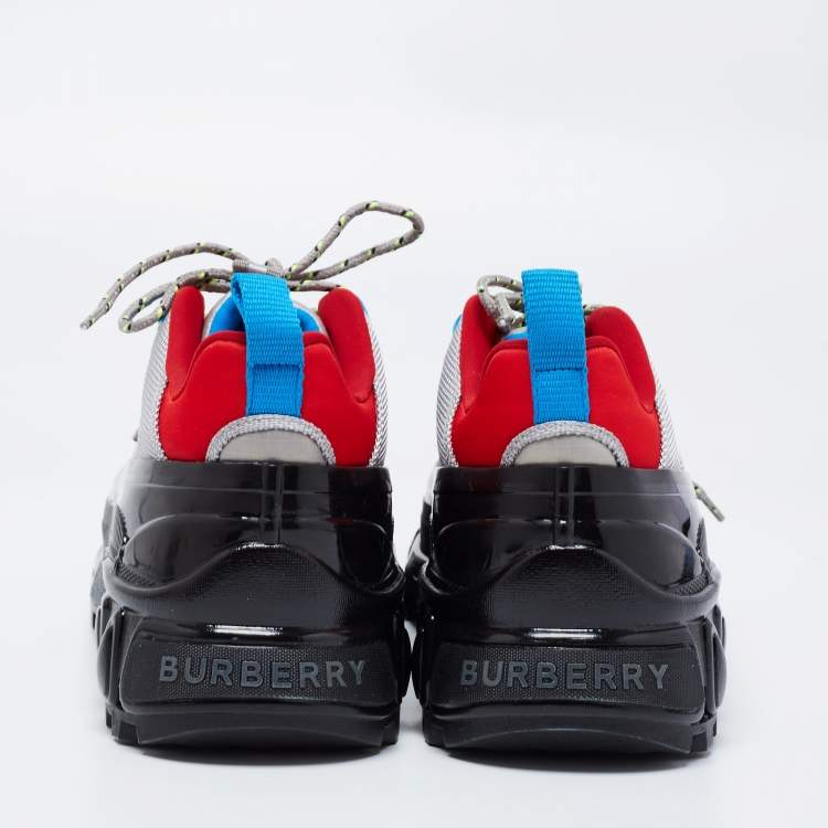 Pre Owned Burberry Black/Grey Fabric And Suede Arthur Sneakers Size 39