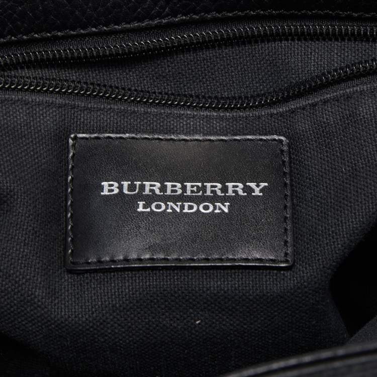Pre Owned Burberry Black Leather Bucket Bag