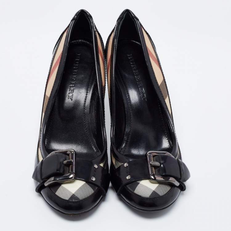 Pre Owned Burberry Black/Beige Check Canvas and Patent Buckle Detail Pumps  Size 37