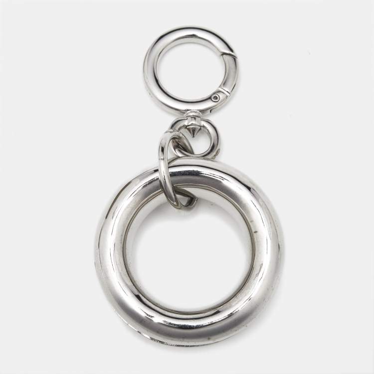 Pre Owned Burberry Palladium Plated Leather Detail Grommet Key Charm
