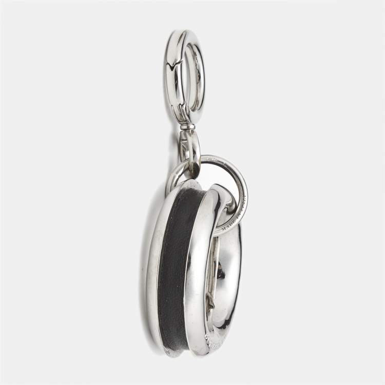 Pre Owned Burberry Palladium Plated Leather Detail Grommet Key Charm