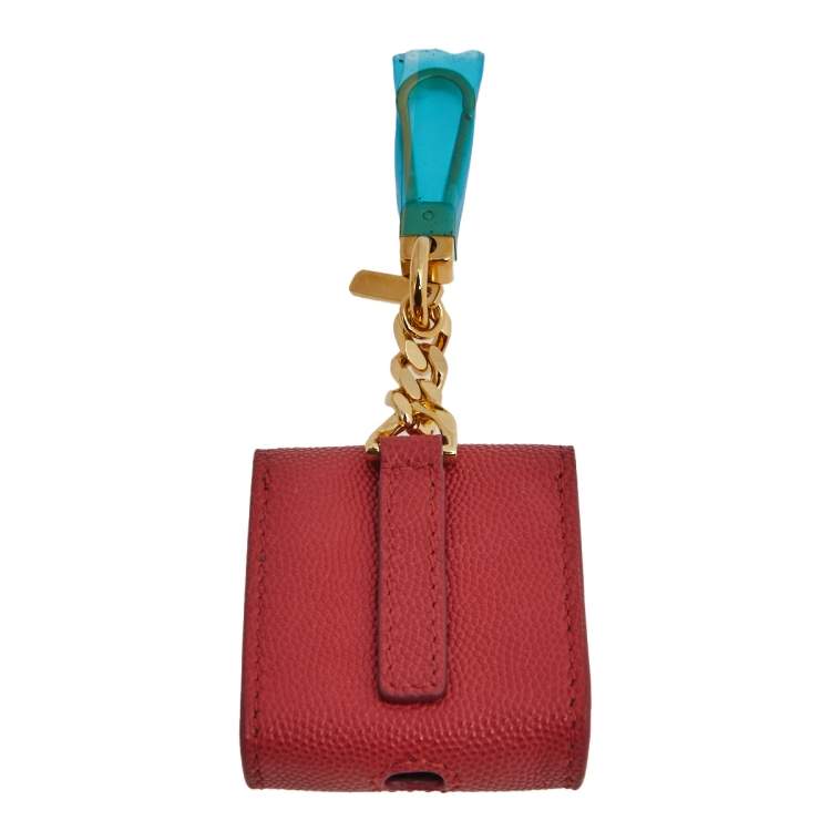 مملوكة مسبقًا Burberry Bright Red Grained Leather Earphone Case/Bag Charm