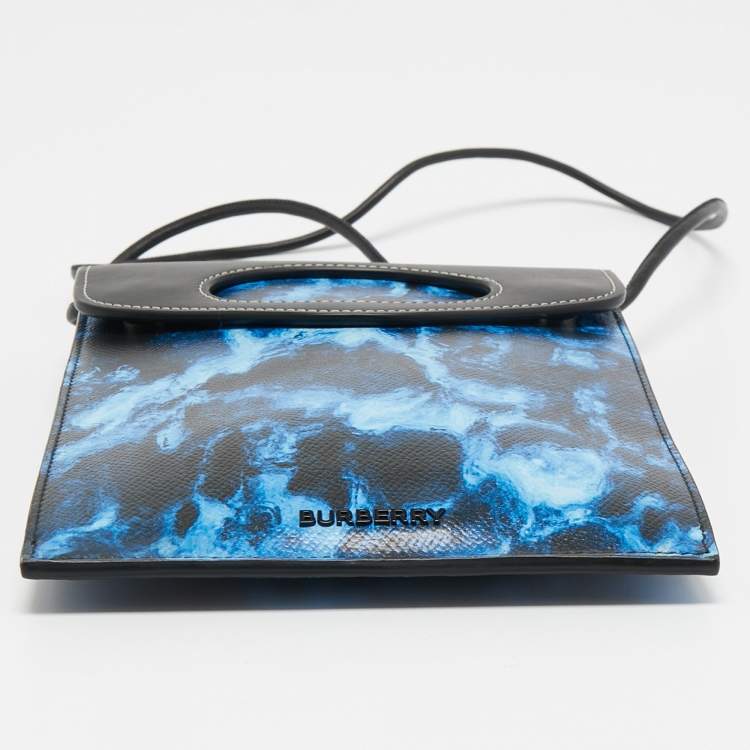 Pre Owned Burberry Blue/Black Water Camo  Print  Leather Pocket Phone Pouch Bag