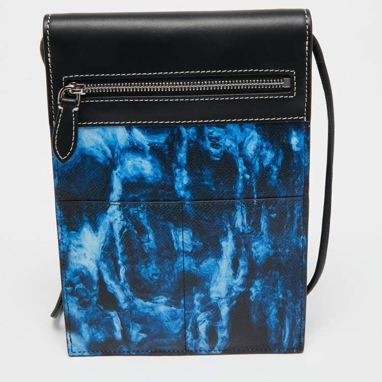 Pre Owned Burberry Blue/Black Water Camo  Print  Leather Pocket Phone Pouch Bag