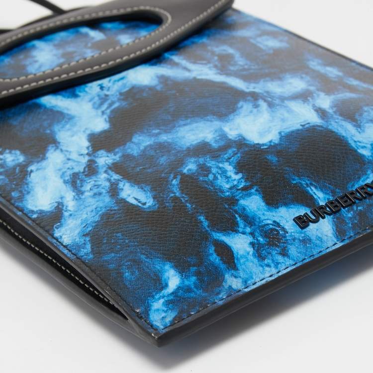 Pre Owned Burberry Blue/Black Water Camo  Print  Leather Pocket Phone Pouch Bag