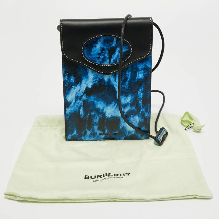 Pre Owned Burberry Blue/Black Water Camo  Print  Leather Pocket Phone Pouch Bag