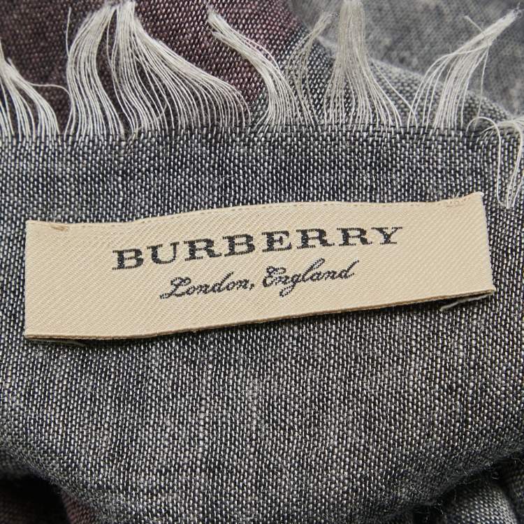 Pre Owned Burberry Grey/White Mega Checked Modal and Silk Sqaure Scarf