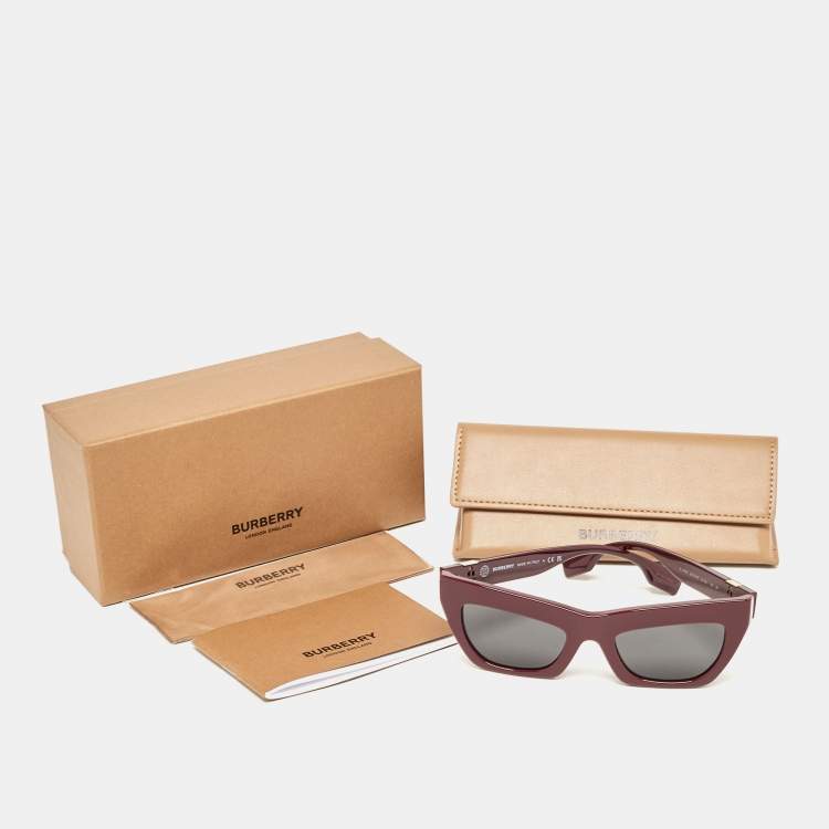 Pre Owned Burberry Black B4405 Cat Eye Sunglasses
