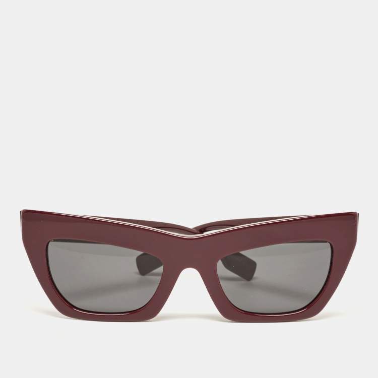 Pre Owned Burberry Black B4405 Cat Eye Sunglasses