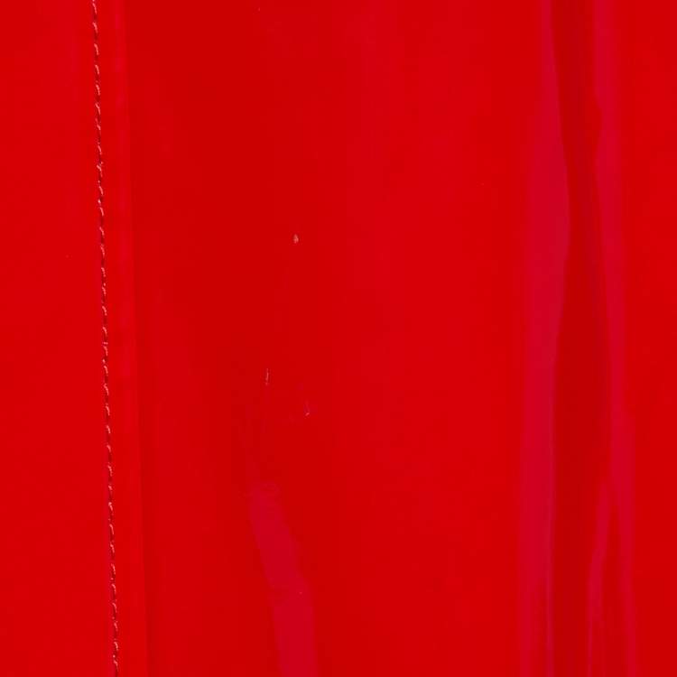 Pre Owned Burberry Red Glossed-Vinyl Belt Detailed Coat S