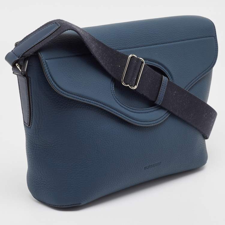 Pre Owned Burberry Ash Blue Leather Large Pocket Messenger Bag