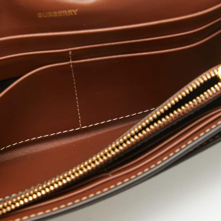 Pre Owned Burberry Black/White Canvas and Leather Halton Continental Wallet