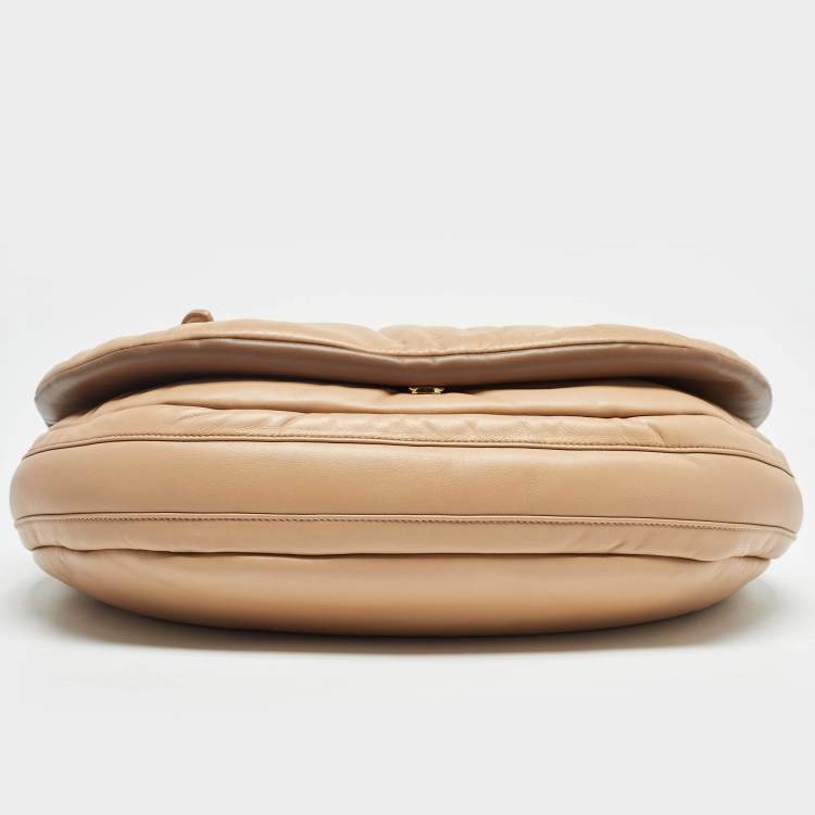 Pre Owned Burberry Beige Leather XL Olympia Shoulder Bag