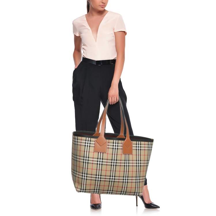 Pre Owned Burberry Briar Brown/Black Vintage Check Canvas Large London Tote