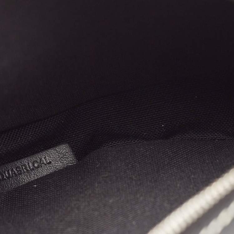 Pre Owned Burberry Blue/Black Denim and Leather Louise Round Crossbody Bag