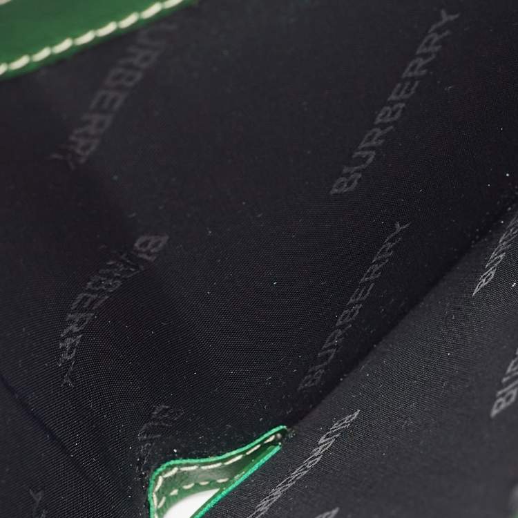 Pre Owned Burberry Green/Beige Housecheck Coated Canvas and Leather Lancaster Compact Wallet