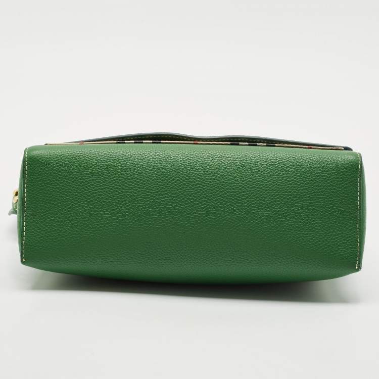 Pre Owned Burberry Green/Beige Check Canvas and Leather Note Shoulder Bag