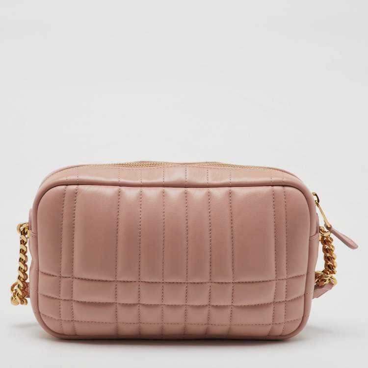 مملوكة مسبقًا Burberry Pink Quilted Leather Small Lola Camera Bag
