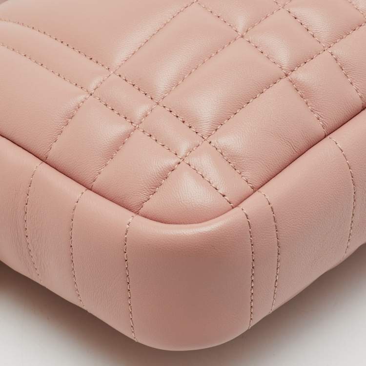 مملوكة مسبقًا Burberry Pink Quilted Leather Small Lola Camera Bag