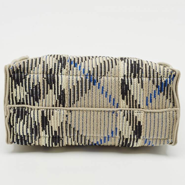 Pre Owned Burberry Grey Knitted Checked Mini Tote