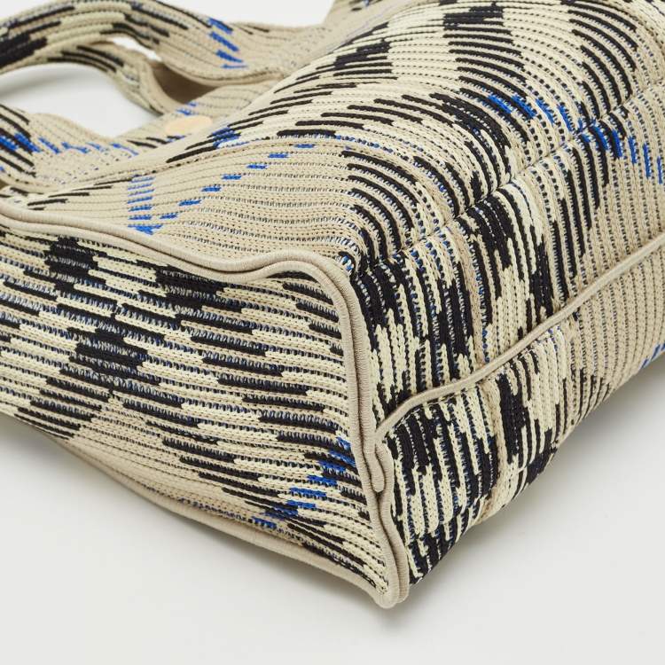 Pre Owned Burberry Grey Knitted Checked Mini Tote