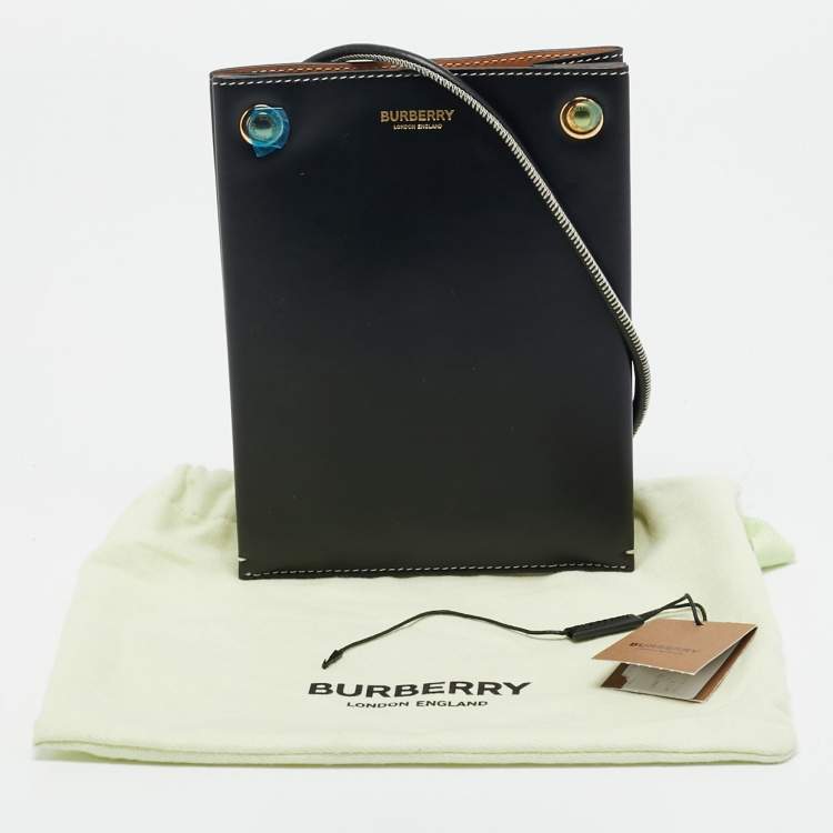Pre Owned Burberry Black Leather Rivet Pouch Crossbody Bag
