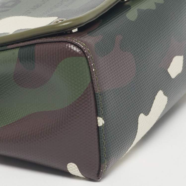 Pre Owned Burberry Green Camo Print Coated Canvas and Leather Hackberry Crossbody Bag