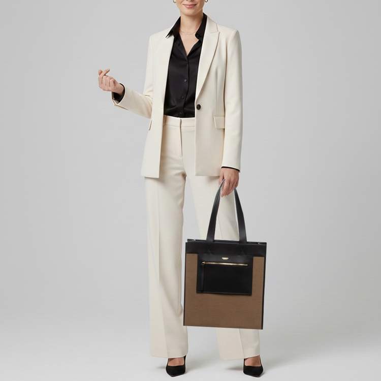 Pre Owned Burberry Pocket Manzon Small Black/Beige Canvas and Leather Shopper Tote