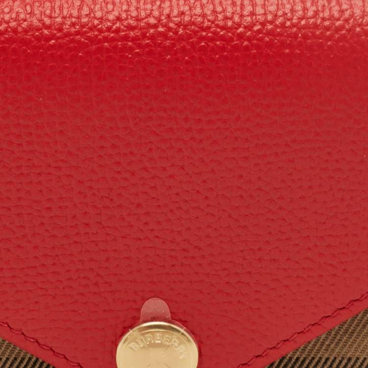 مملوكة مسبقًا Burberry Halton Red/Beige Leather and House Check Canvas Continental Wallet