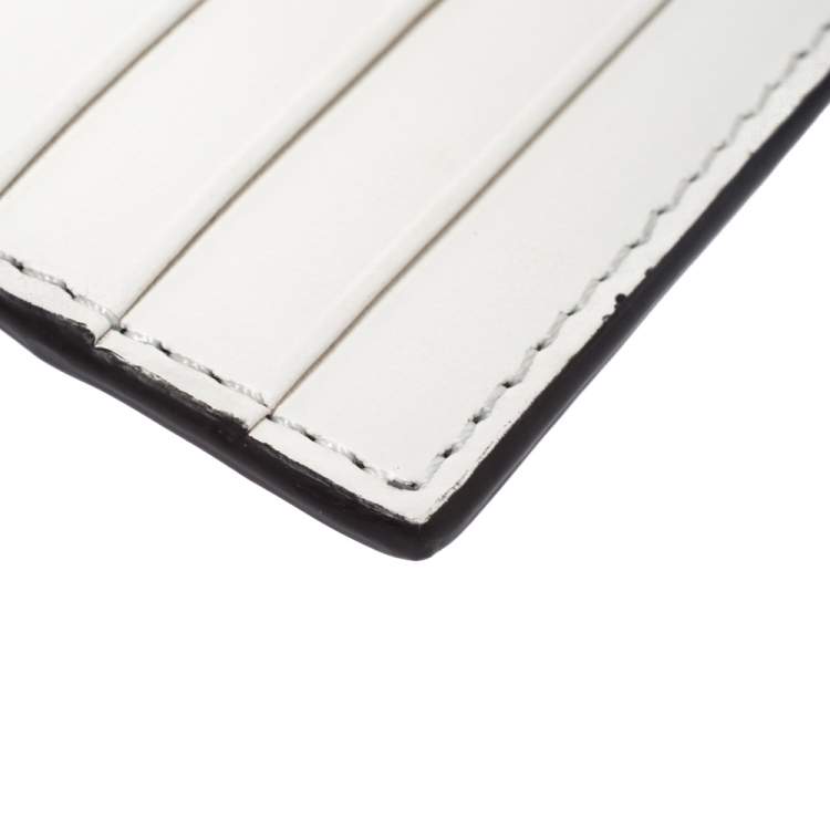 مملوكة مسبقًا Burberry Black/White Leather Alwyn Zip Card Holder