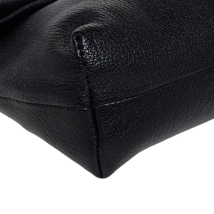 Pre Owned Burberry Black Leather Pin Clutch
