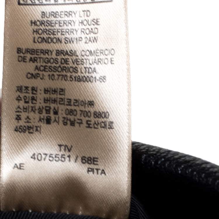 Pre Owned Burberry Black Leather Pin Clutch