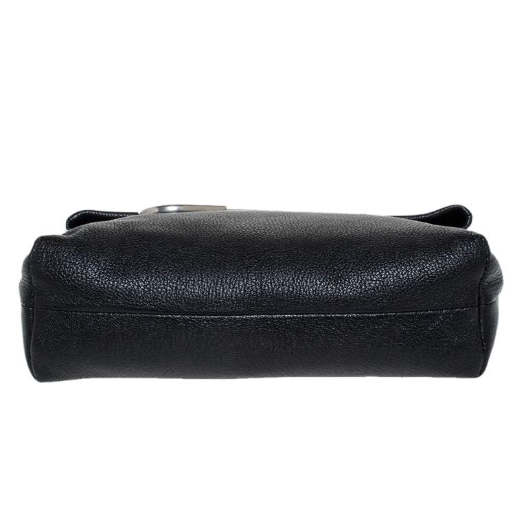 Pre Owned Burberry Black Leather Pin Clutch