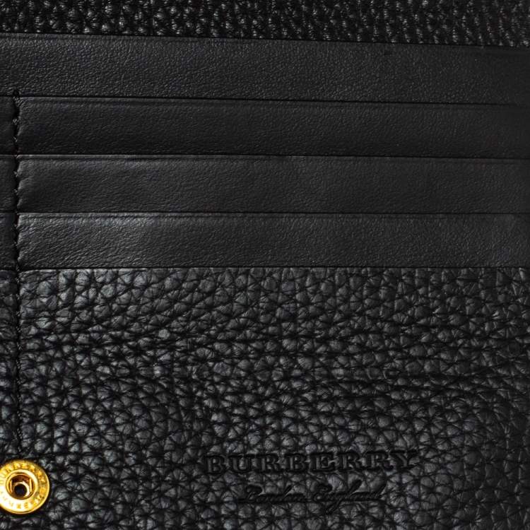 Pre Owned Burberry Black Leather Hastings Bifold Wallet