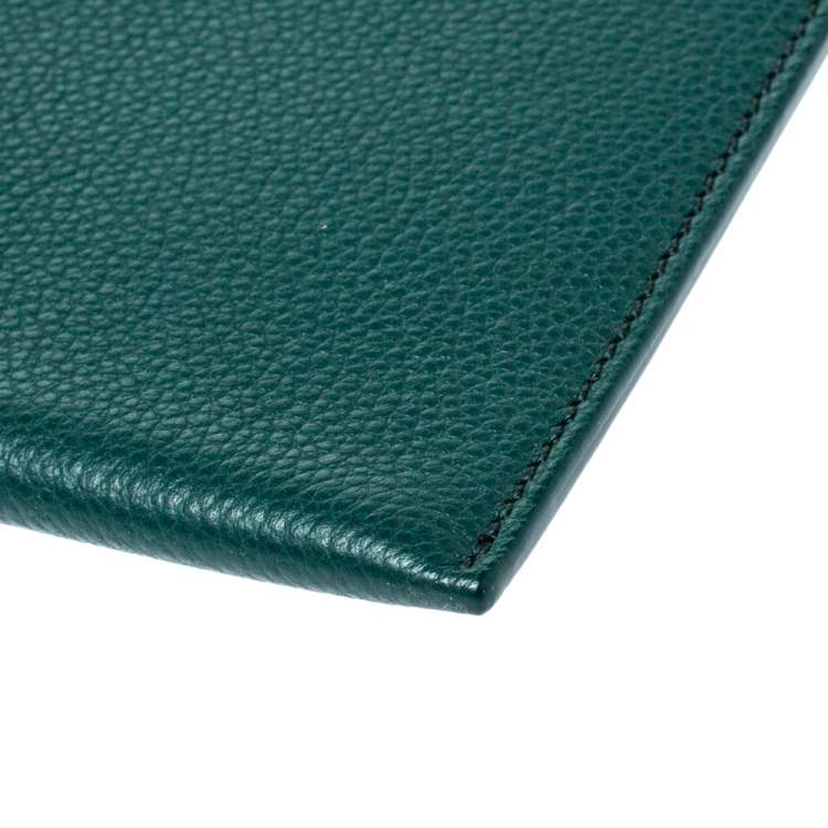 Pre Owned Burberry Dark Green Leather Edin Wristlet Clutch