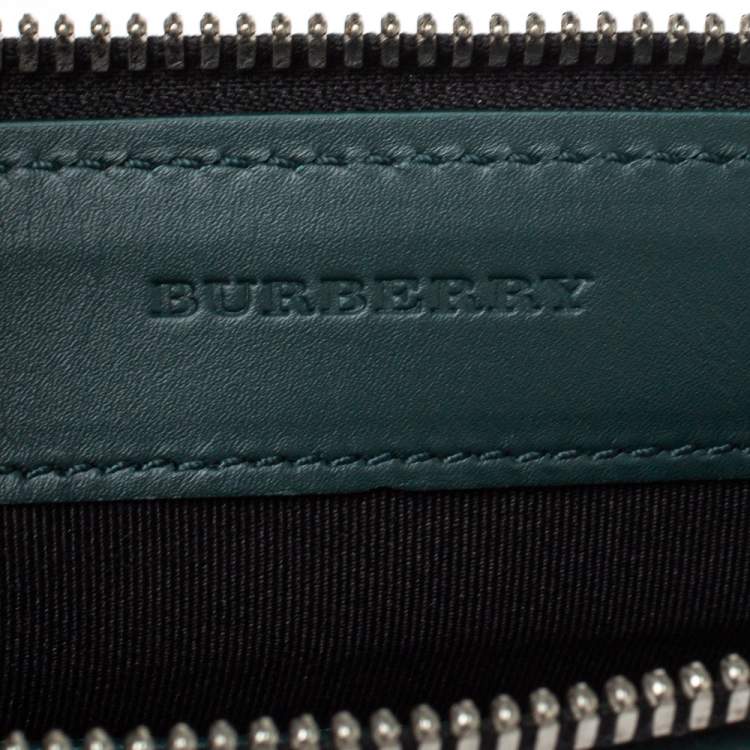 Pre Owned Burberry Dark Green Leather Edin Wristlet Clutch
