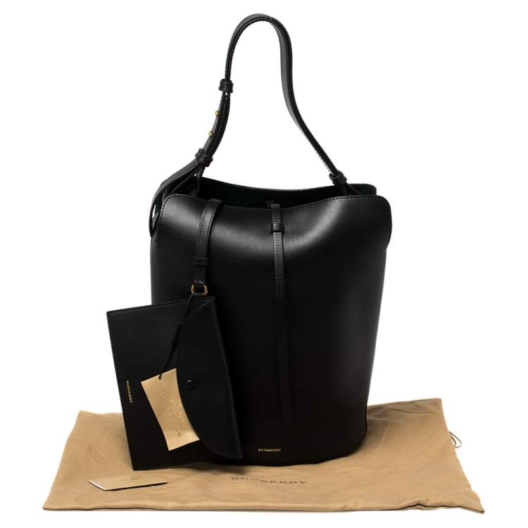 Pre Owned Burberry Black Leather Large Bucket Bag