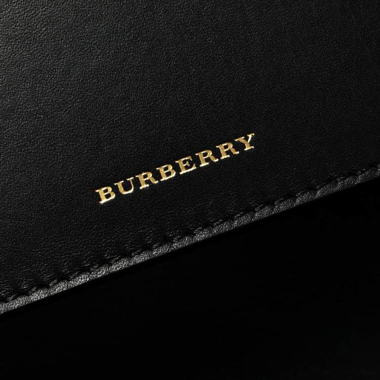 Pre Owned Burberry Black Leather Large Bucket Bag