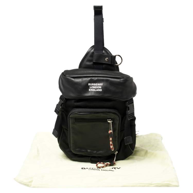 Pre Owned Burberry Black Leather and Nylon Leo Belt Pack Bag