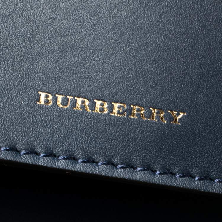 Pre Owned Burberry Indigo Leather Large Bucket Bag