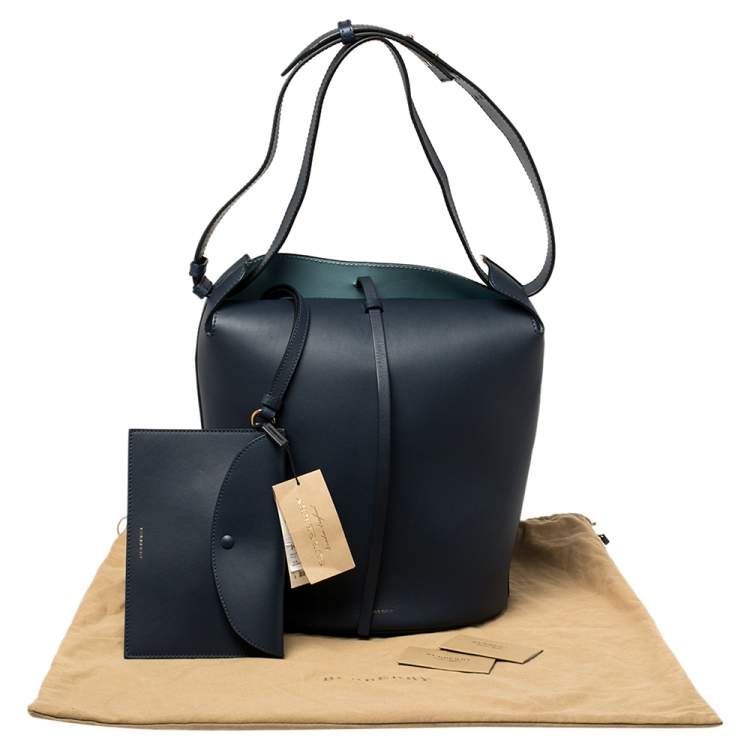 Pre Owned Burberry Indigo Leather Large Bucket Bag